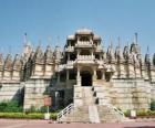Ranakpur Temple, το μεγαλύτερο Jain ναό στην Ινδία. Ναός χτίστηκε το μάρμαρο
